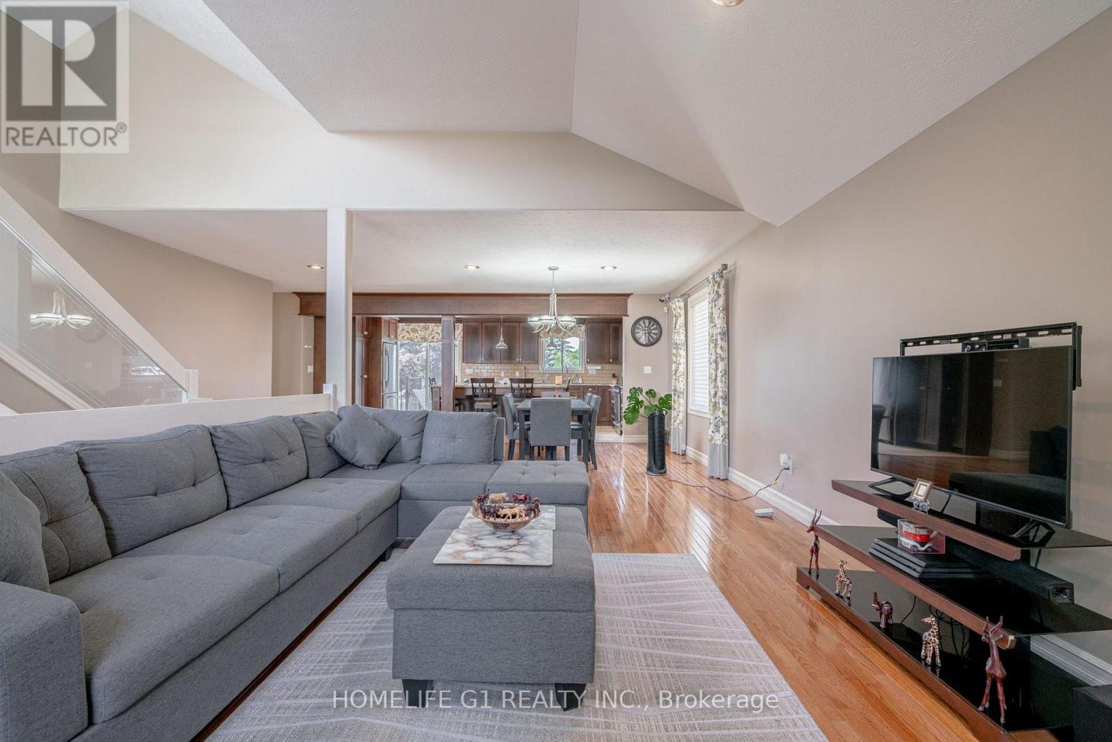 165 ELLISON AVENUE - 31