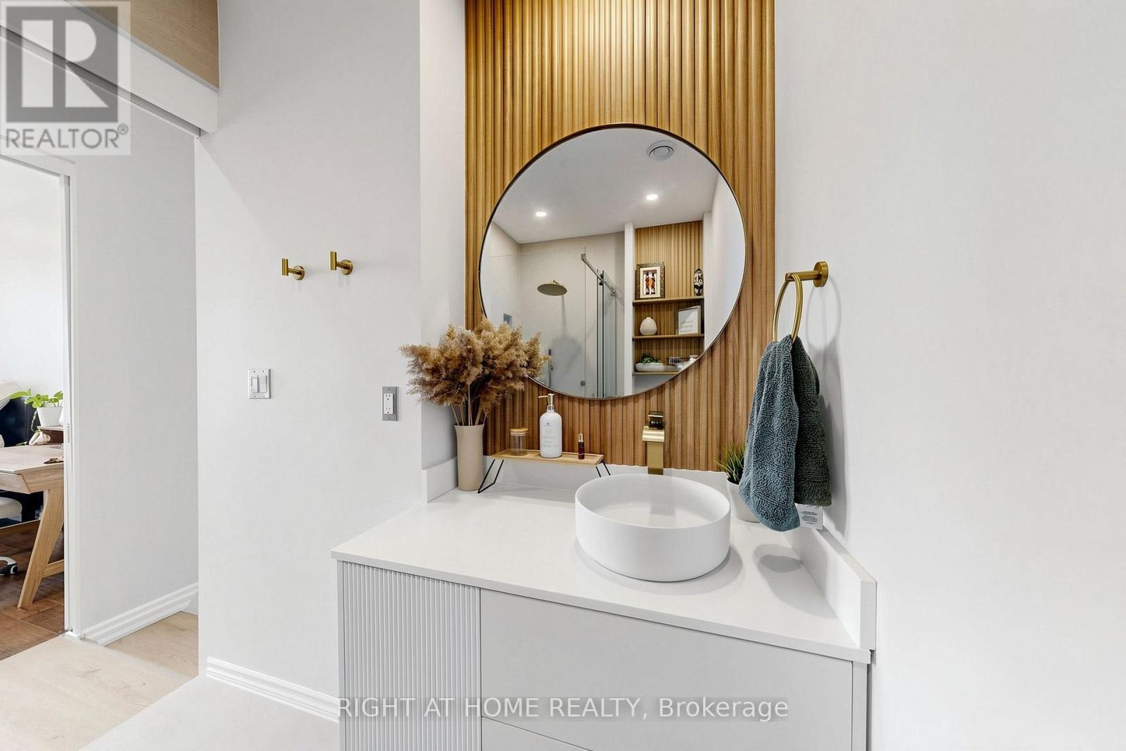 #1104 797 DON MILLS ROAD - 21