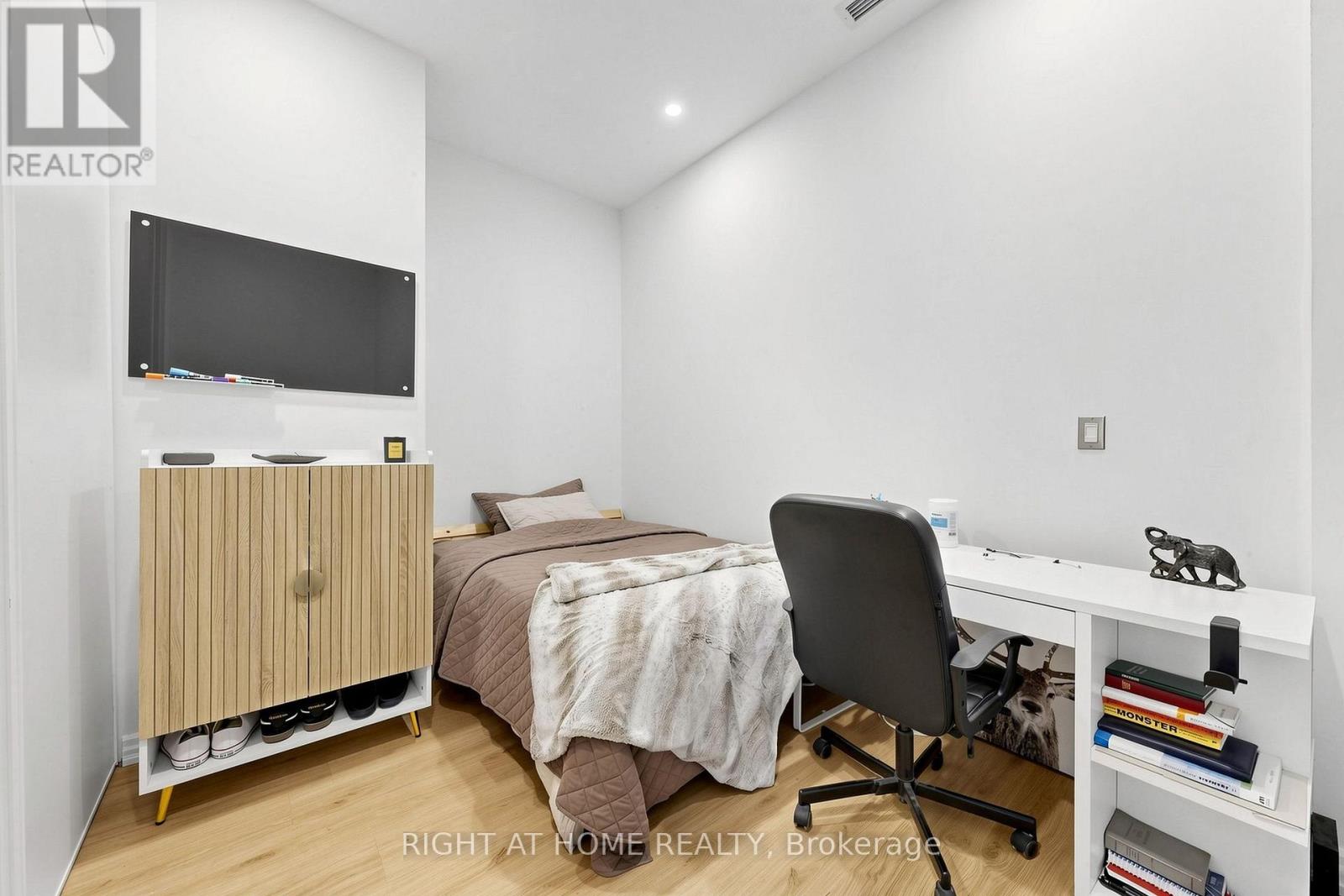 #1104 797 DON MILLS ROAD - 25