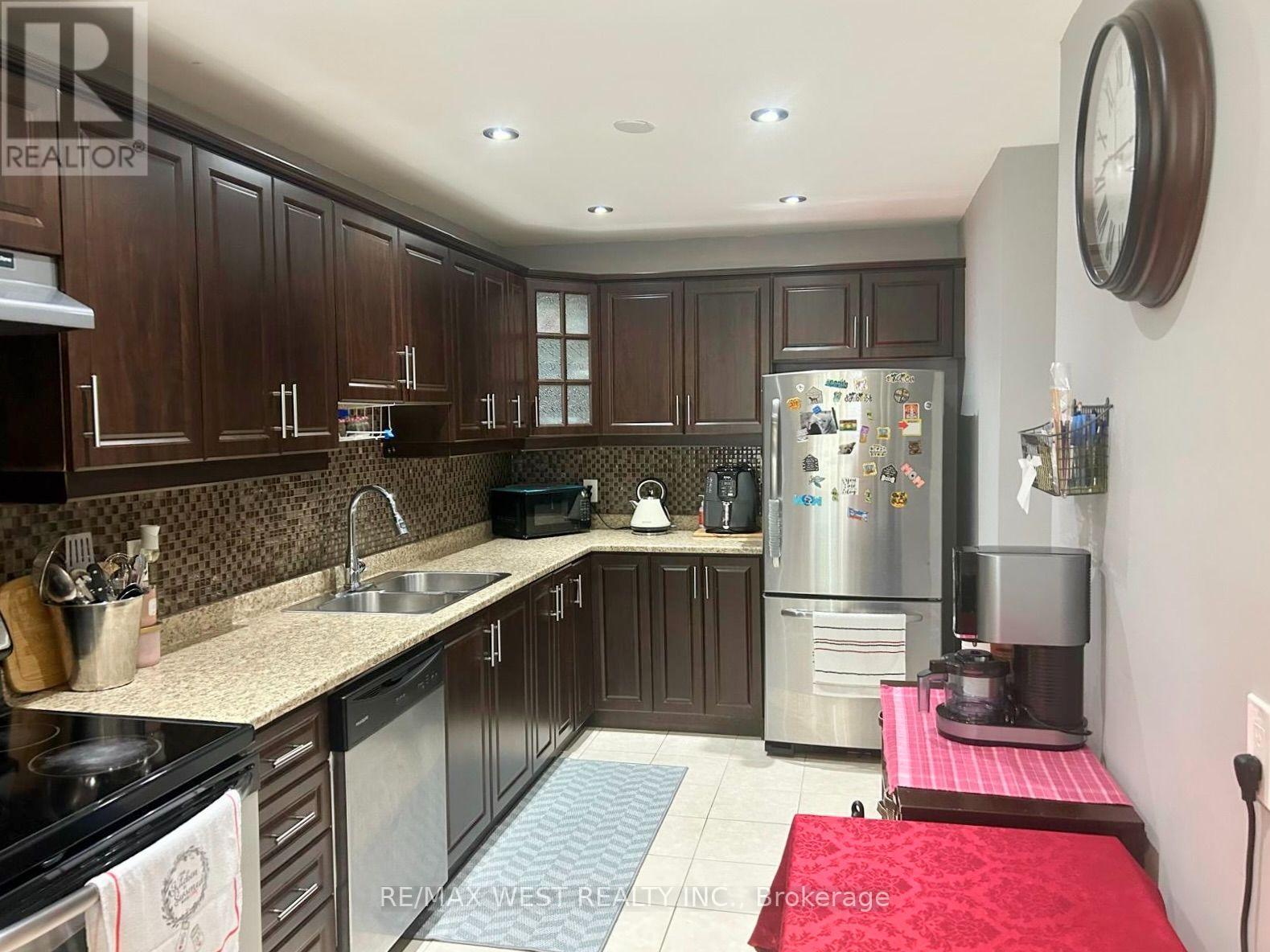 #89 2670 BATTLEFORD ROAD - 9