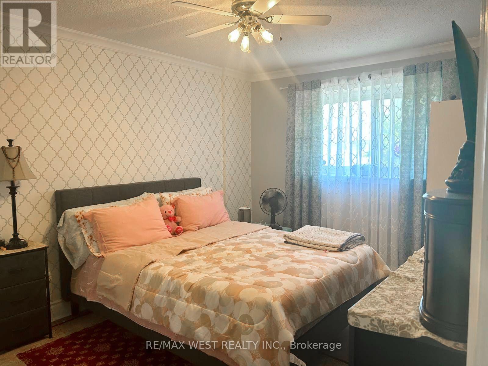 #89 2670 BATTLEFORD ROAD - 12