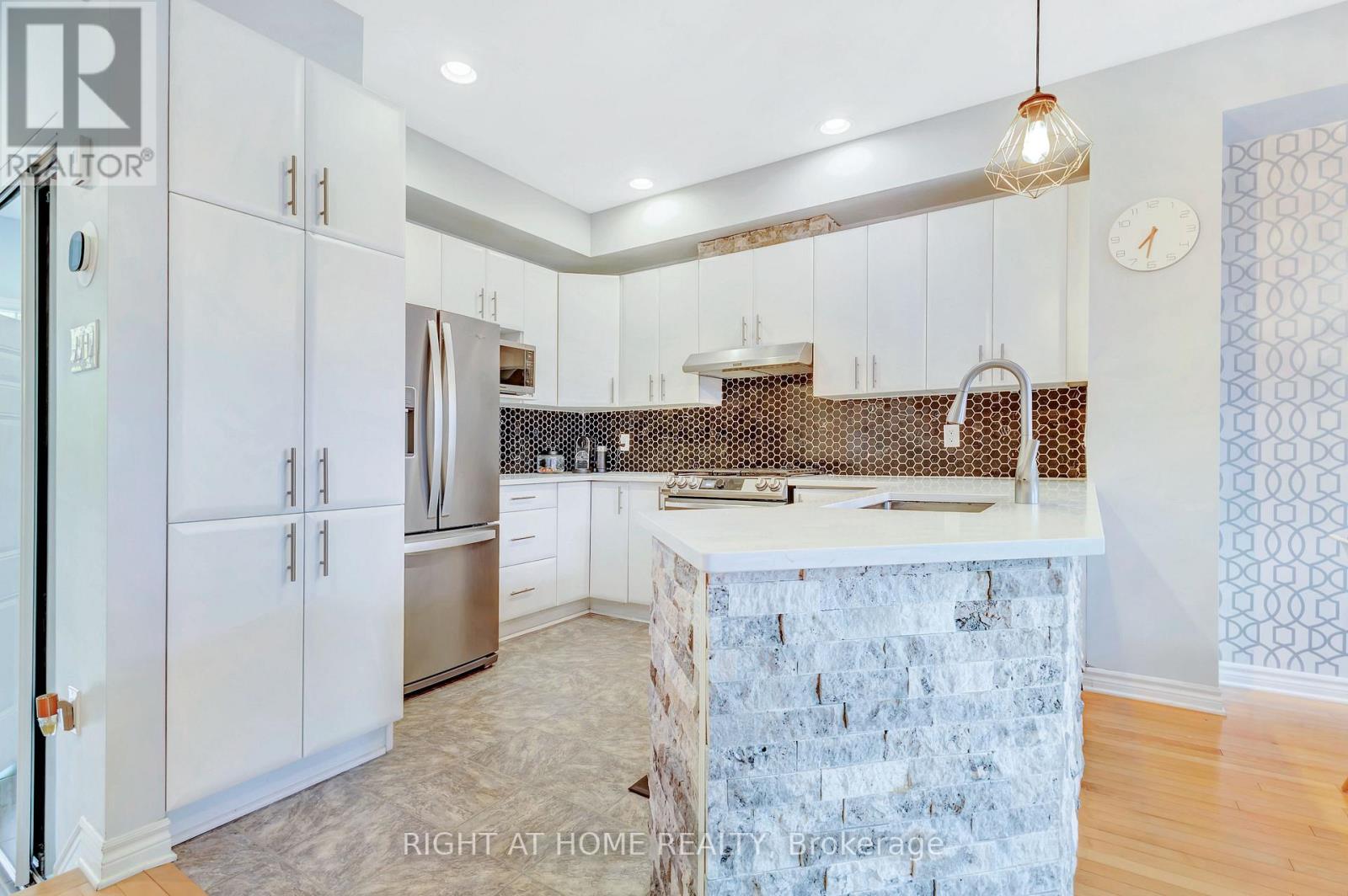 356 KINGBROOK DRIVE - 7
