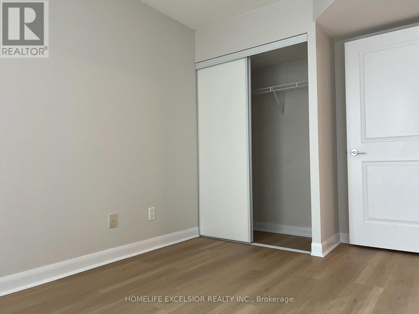#1015 4968 YONGE STREET - 5