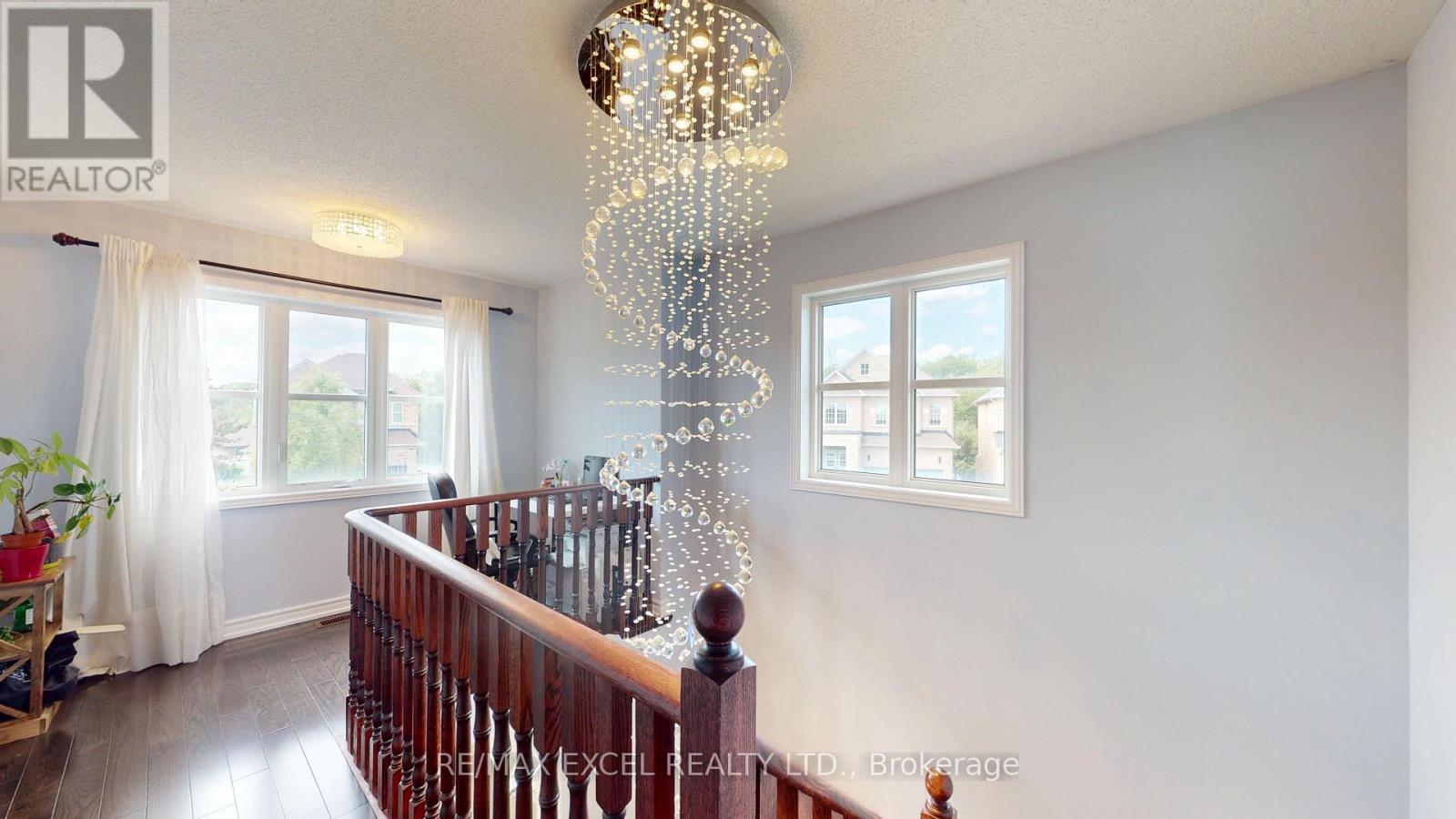 221 DELBERT CIRCLE - 18