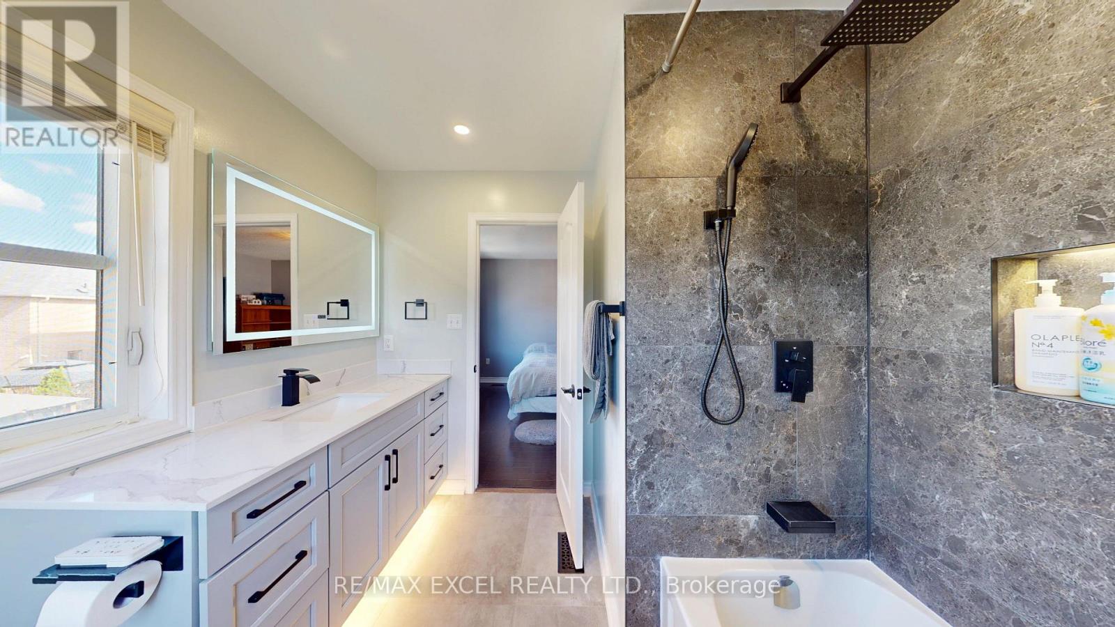 221 DELBERT CIRCLE - 24