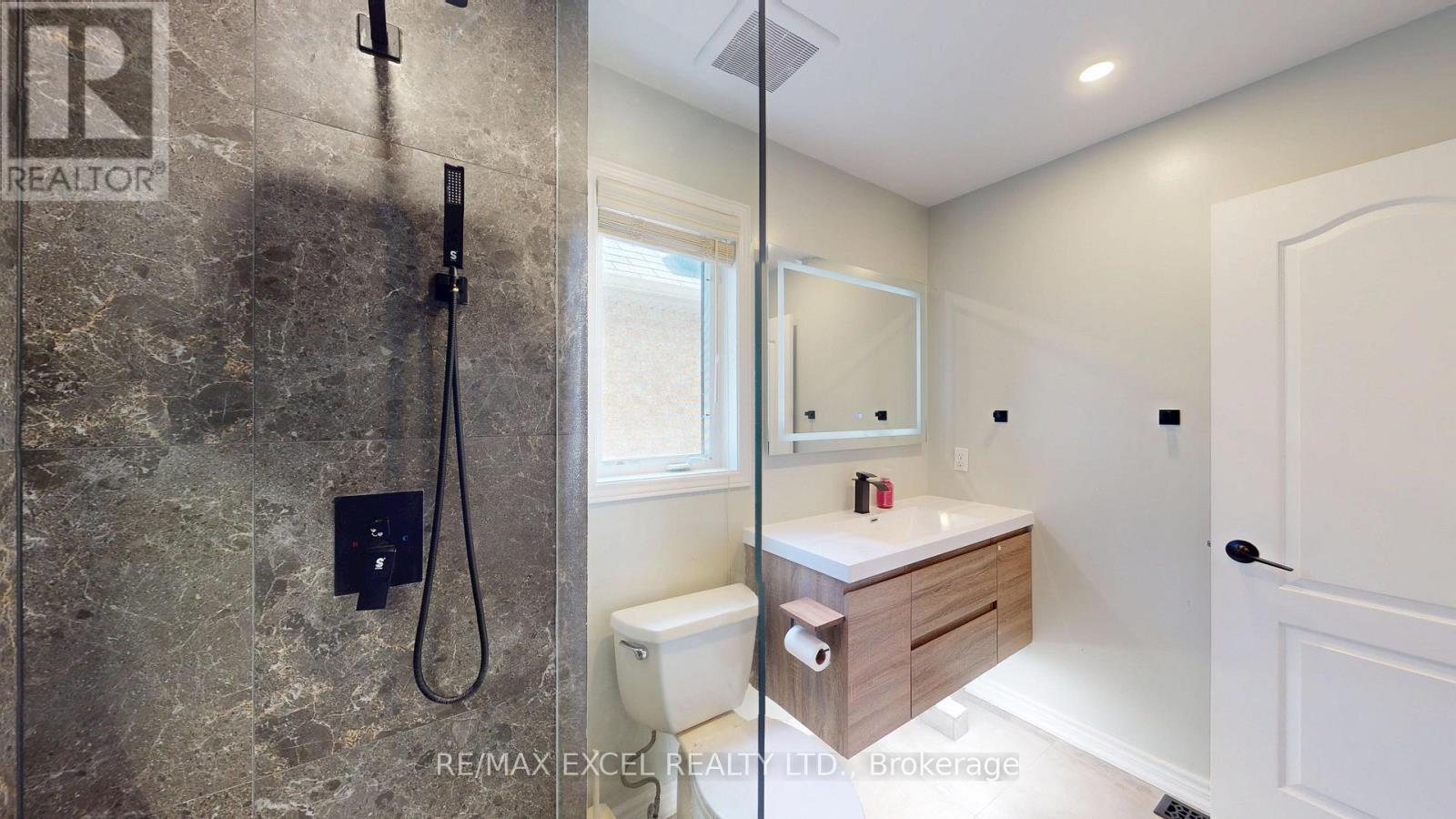 221 DELBERT CIRCLE - 34