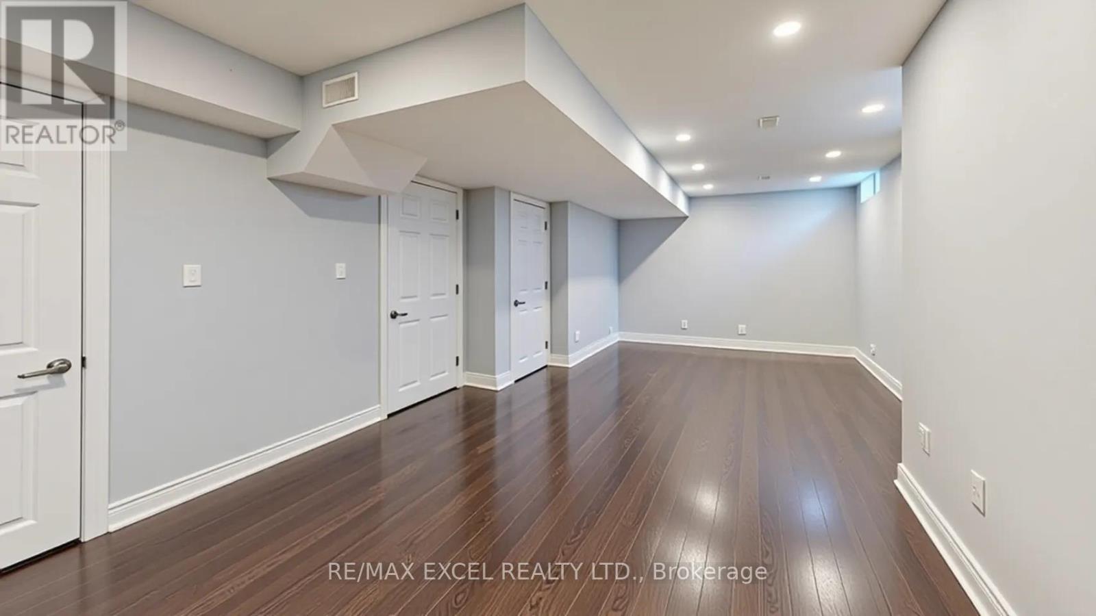 221 DELBERT CIRCLE - 39