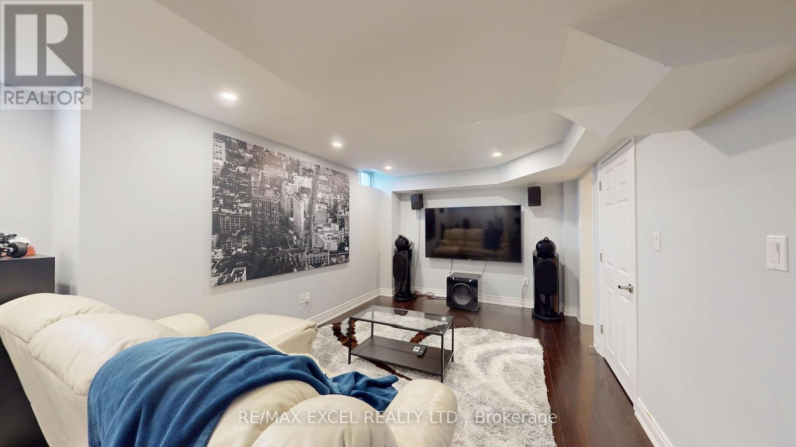 221 DELBERT CIRCLE - 41