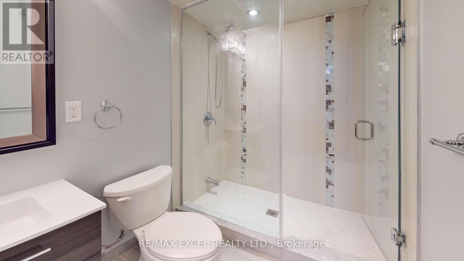 221 DELBERT CIRCLE - 44