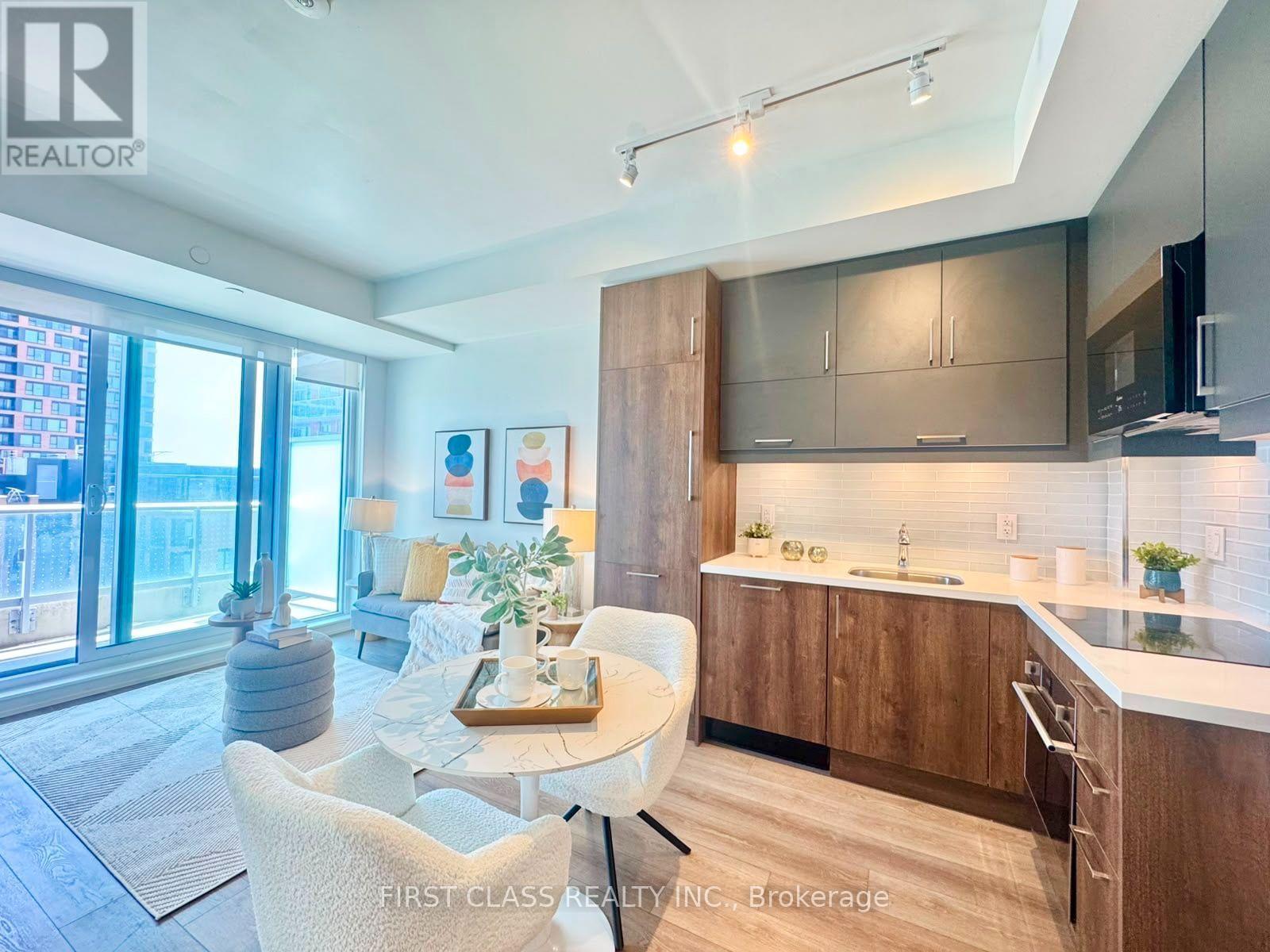 #1201 8119 BIRCHMOUNT ROAD - 10