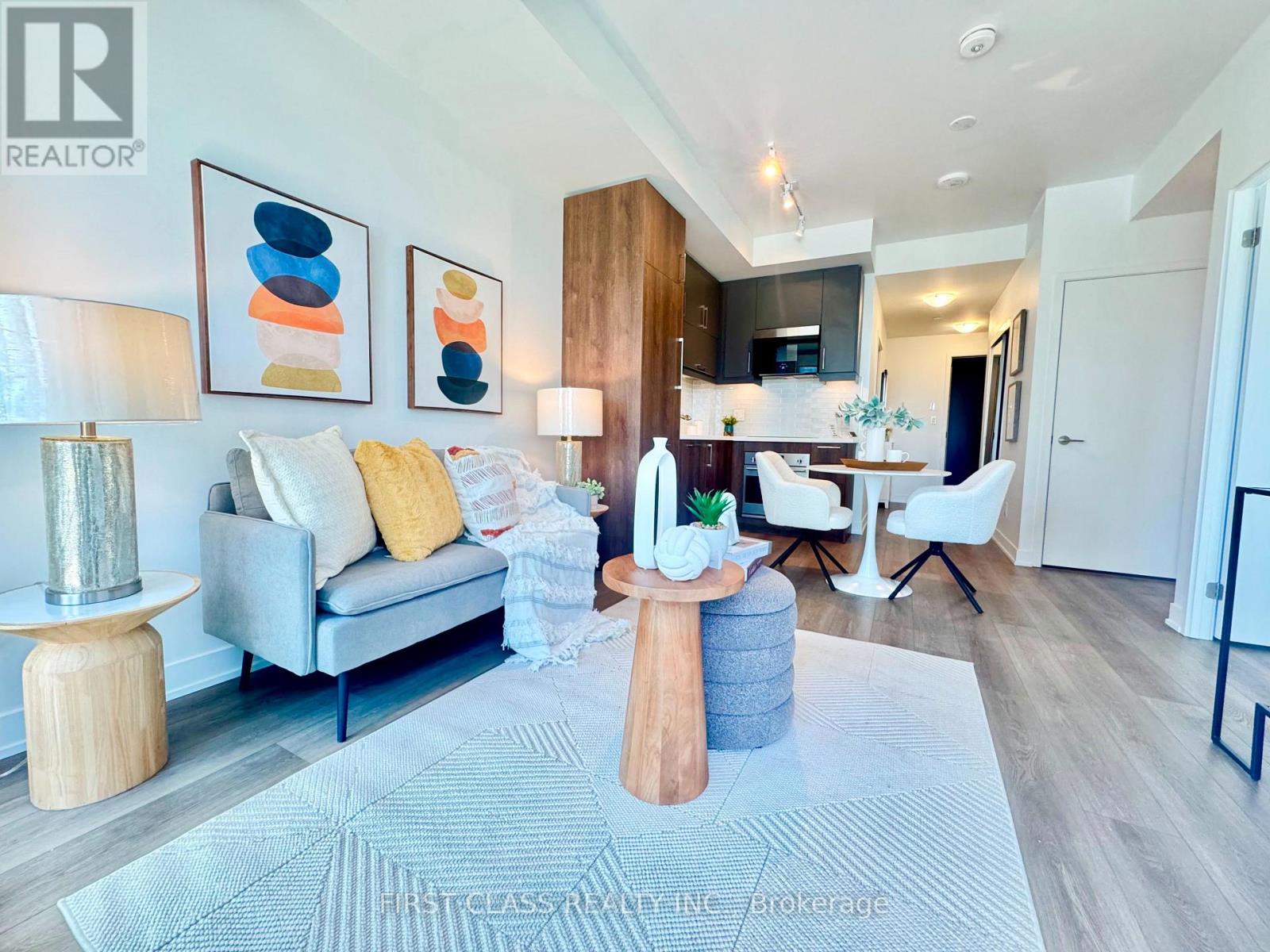 #1201 8119 BIRCHMOUNT ROAD - 6