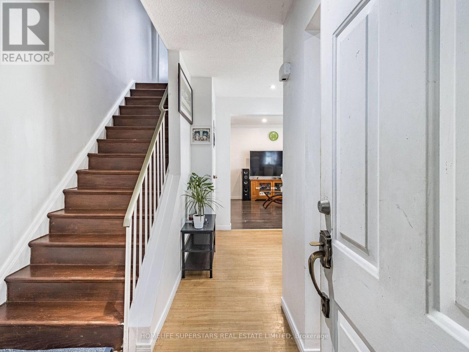 3 HALEY COURT - 3