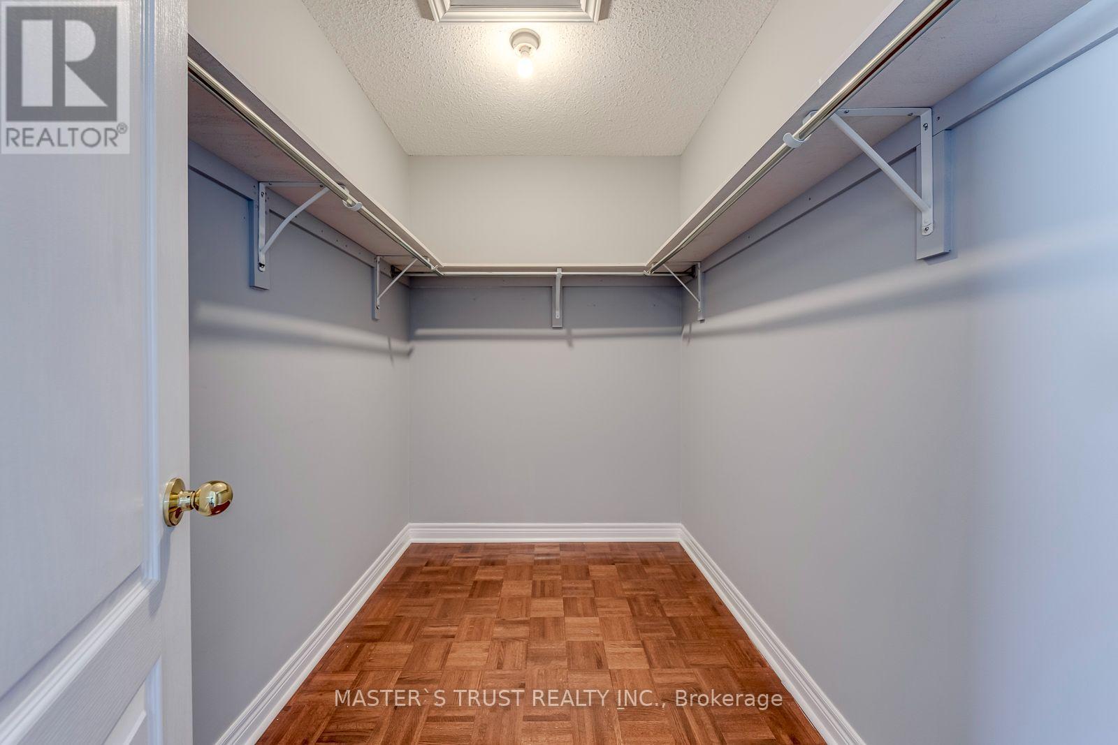 1134 TUPPER DRIVE - 23
