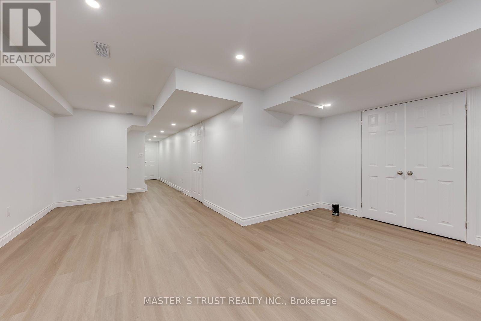 1134 TUPPER DRIVE - 33