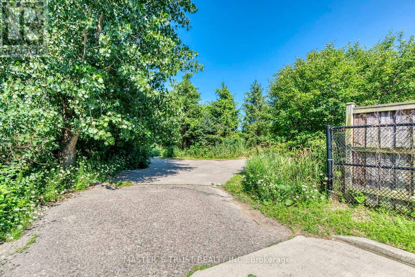 1134 TUPPER DRIVE - 39