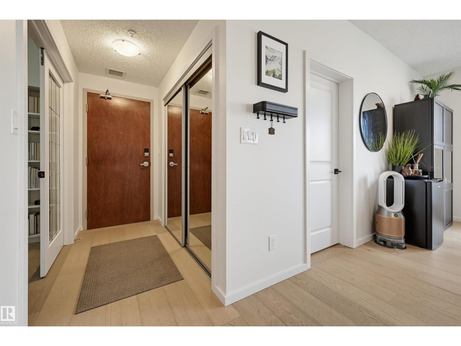 #403 9910 111 ST NW - 12