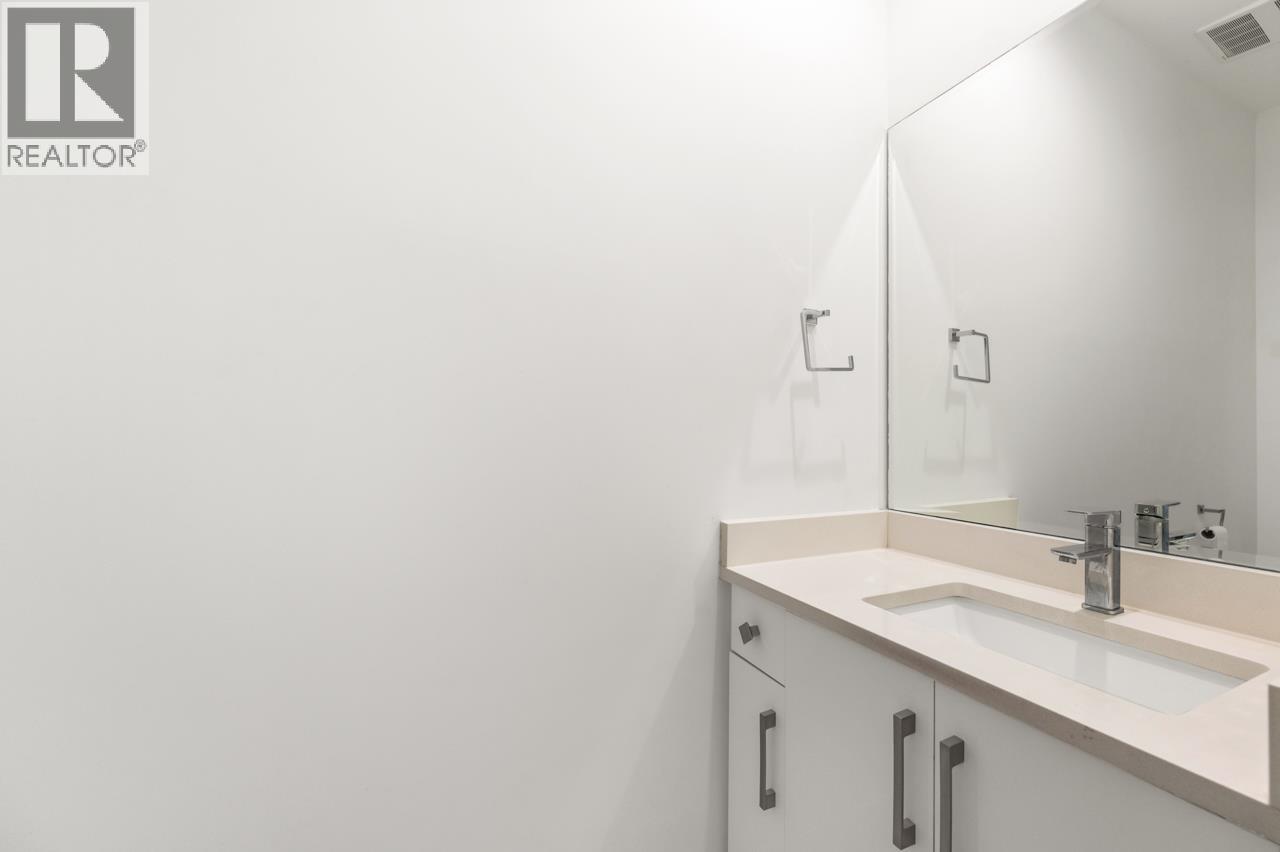 3 Bed, 2 Bath House for Sale in Vancouver – 5043 CHAMBERS STREET, Vancouver – MLS# R3149504 - Image 18