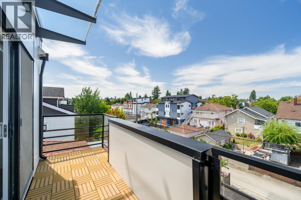 3 Bed, 2 Bath House for Sale in Vancouver – 5043 CHAMBERS STREET, Vancouver – MLS# R3149504 - Image 22