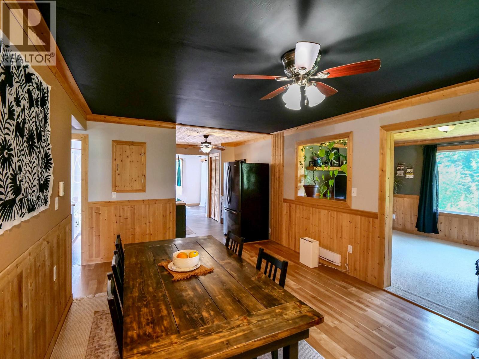 3861 HILLCREST ROAD - 12