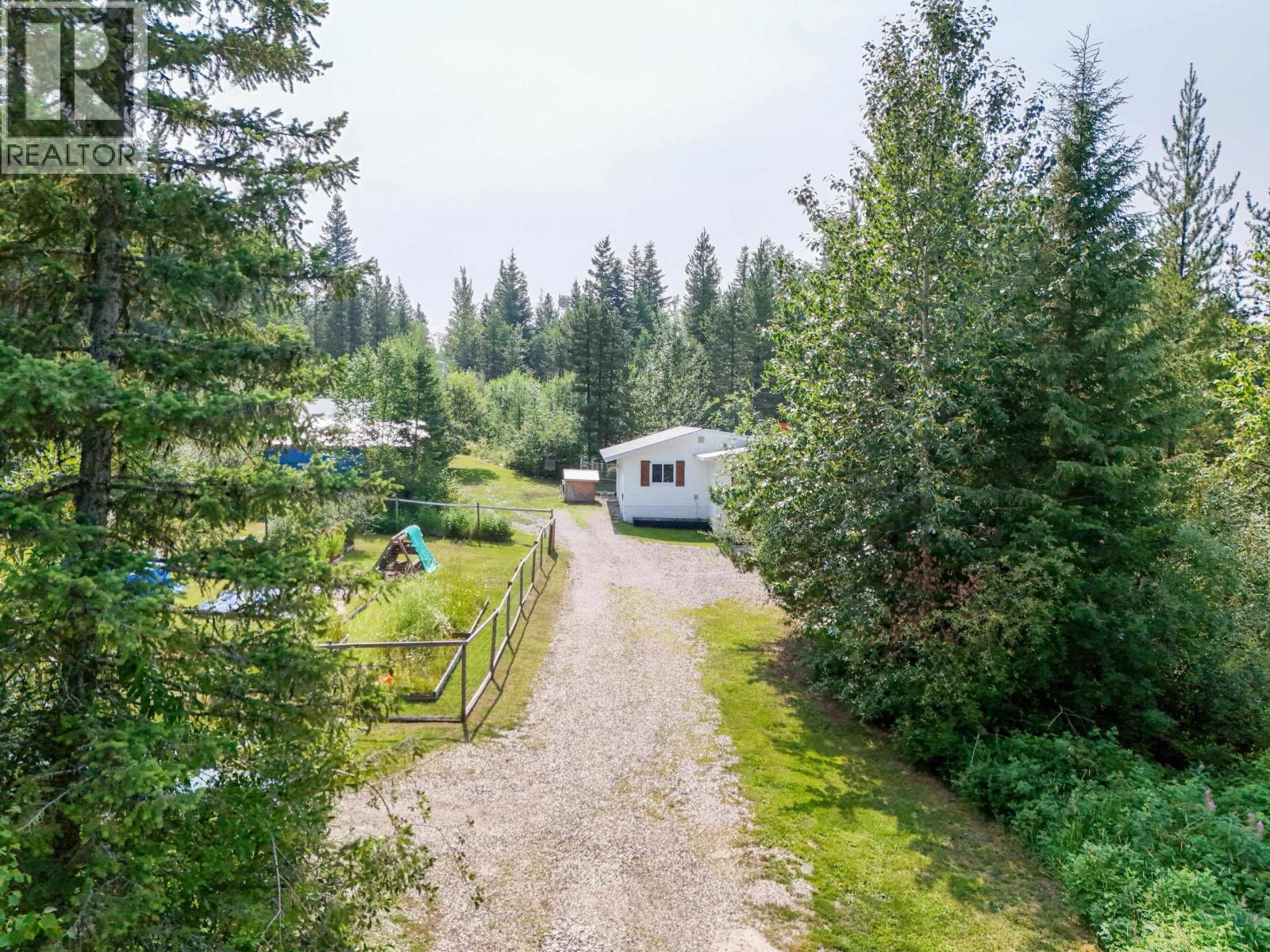 3861 HILLCREST ROAD - 22