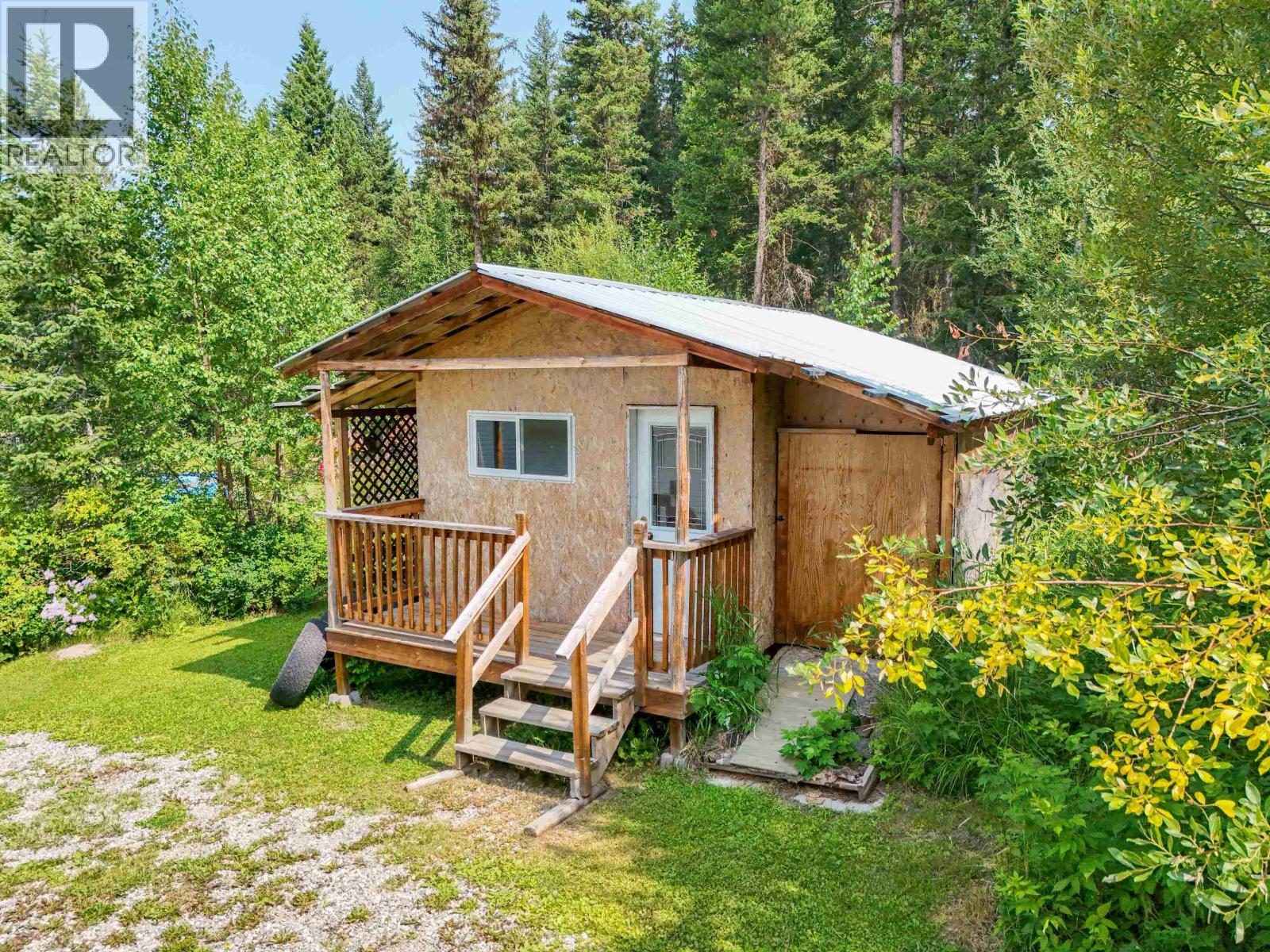 3861 HILLCREST ROAD - Image 28