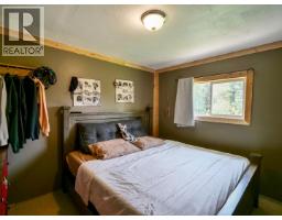 3861 Hillcrest Road, Quesnel, BC V2J6T6 Photo 14