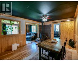 3861 Hillcrest Road, Quesnel, BC V2J6T6 Photo 8