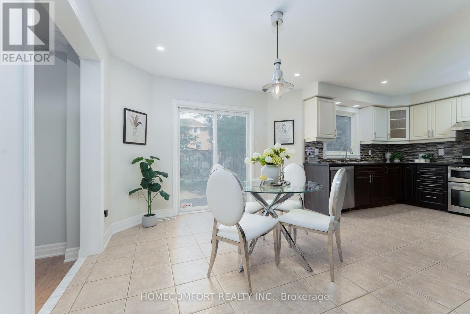 68 GRACE CRESCENT - 12