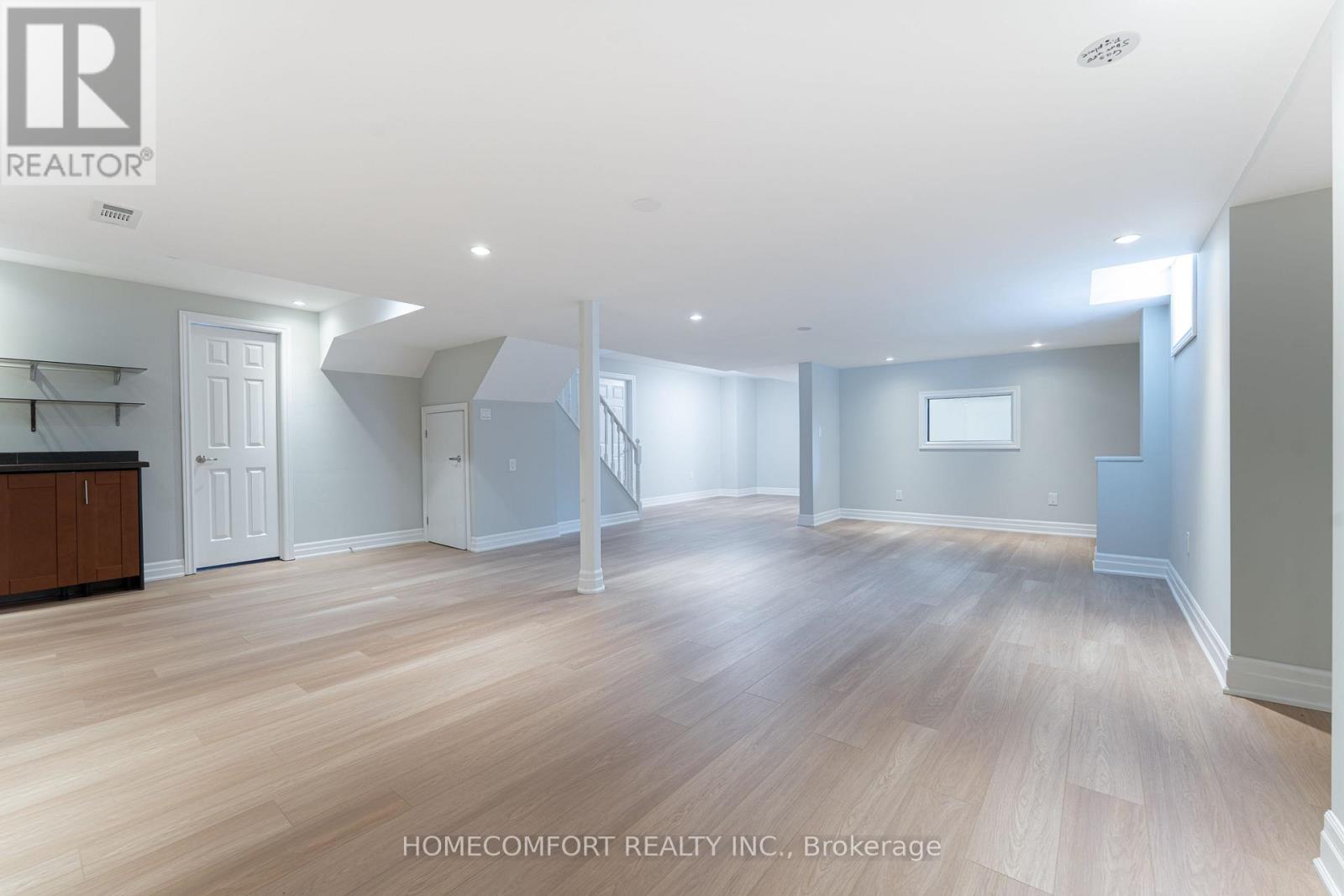 68 GRACE CRESCENT - 36