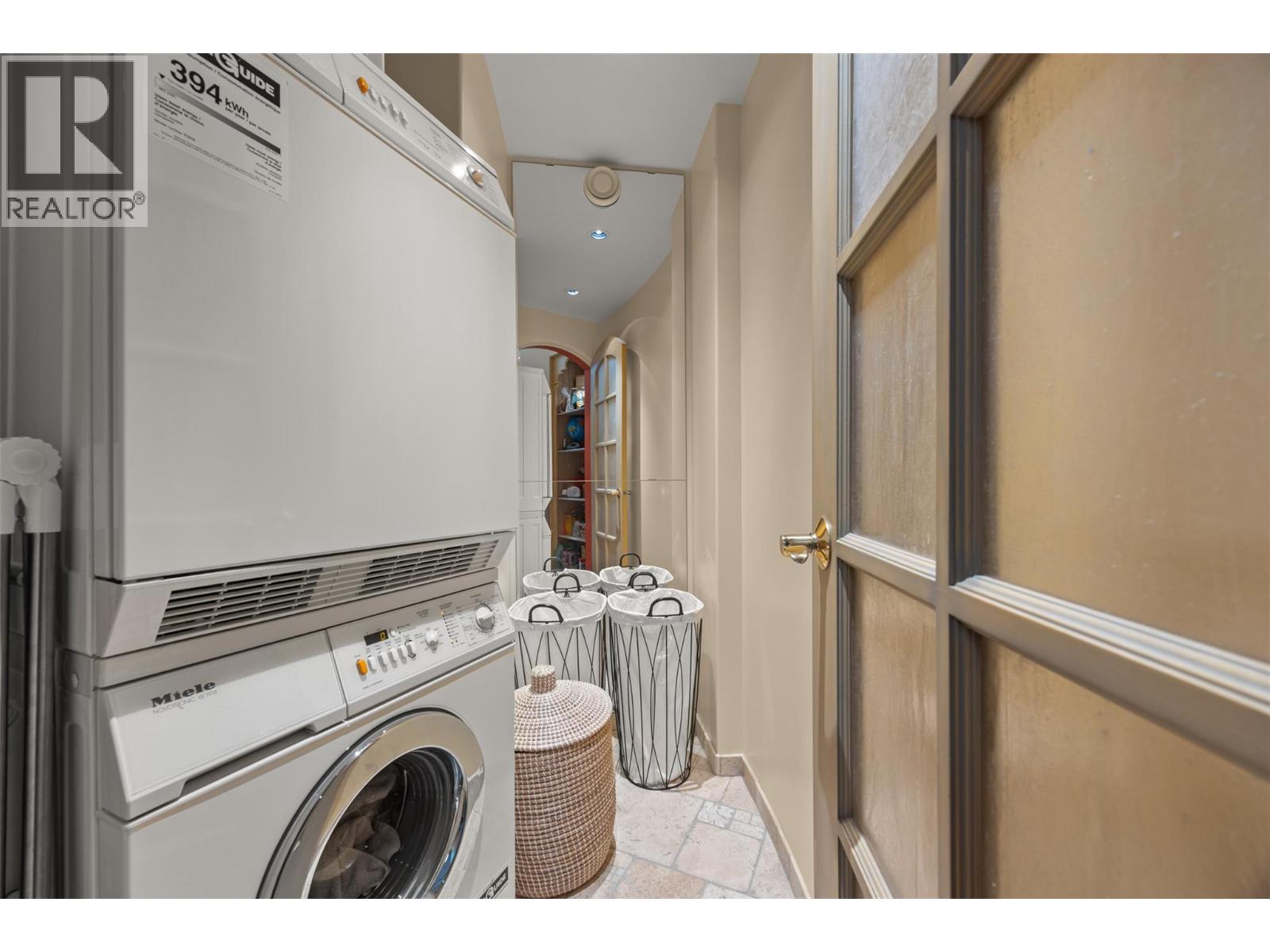 #1 379 Collett Road - 44