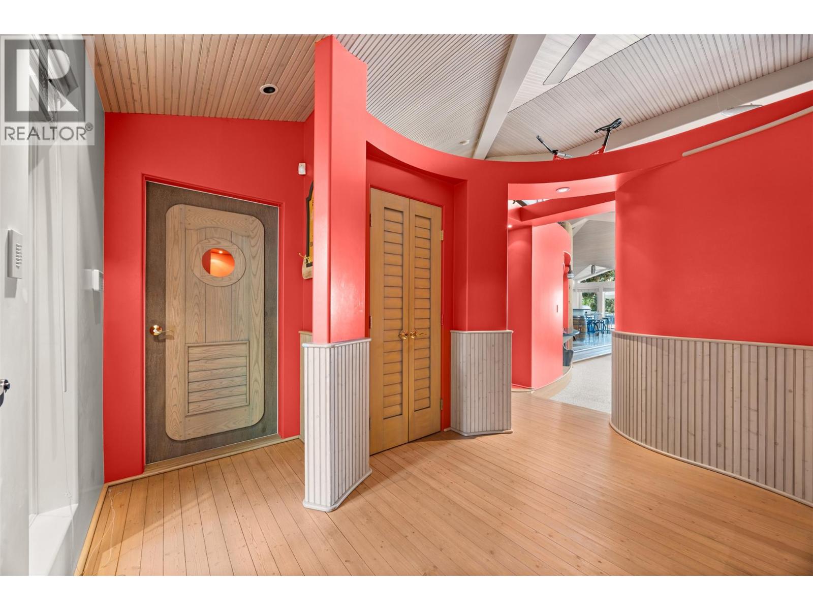 #1 379 Collett Road - 10