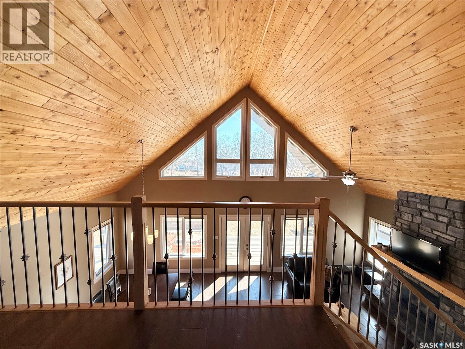 524 Vivian BAY - Image 32