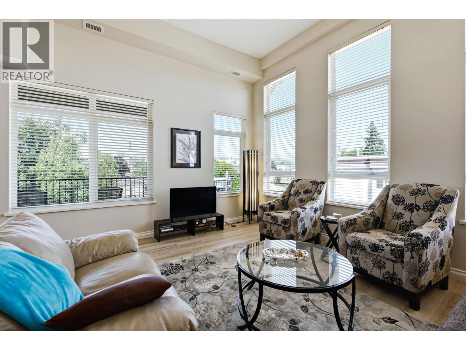 #1402 3833 Brown Road - 4