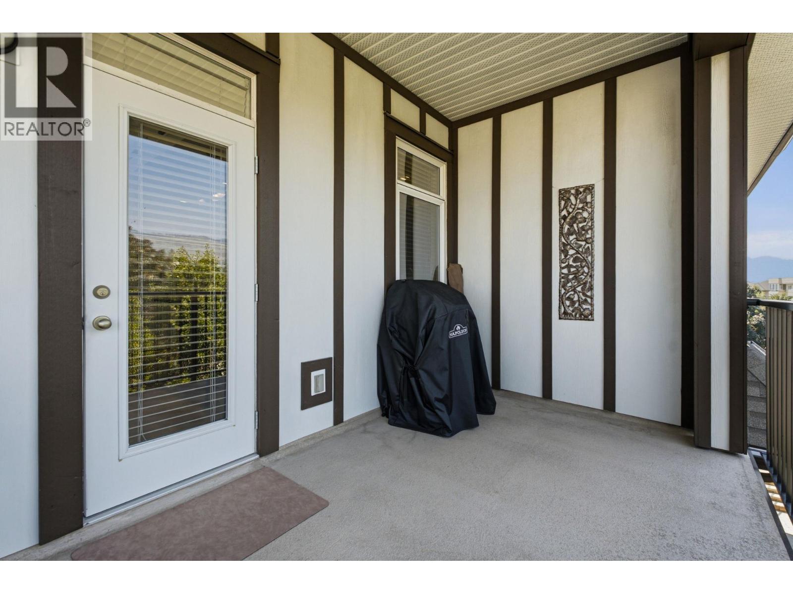 #1402 3833 Brown Road - 25