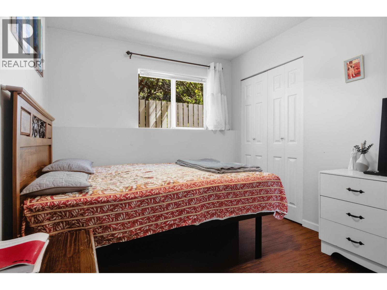 4449 PARK AVENUE - 13
