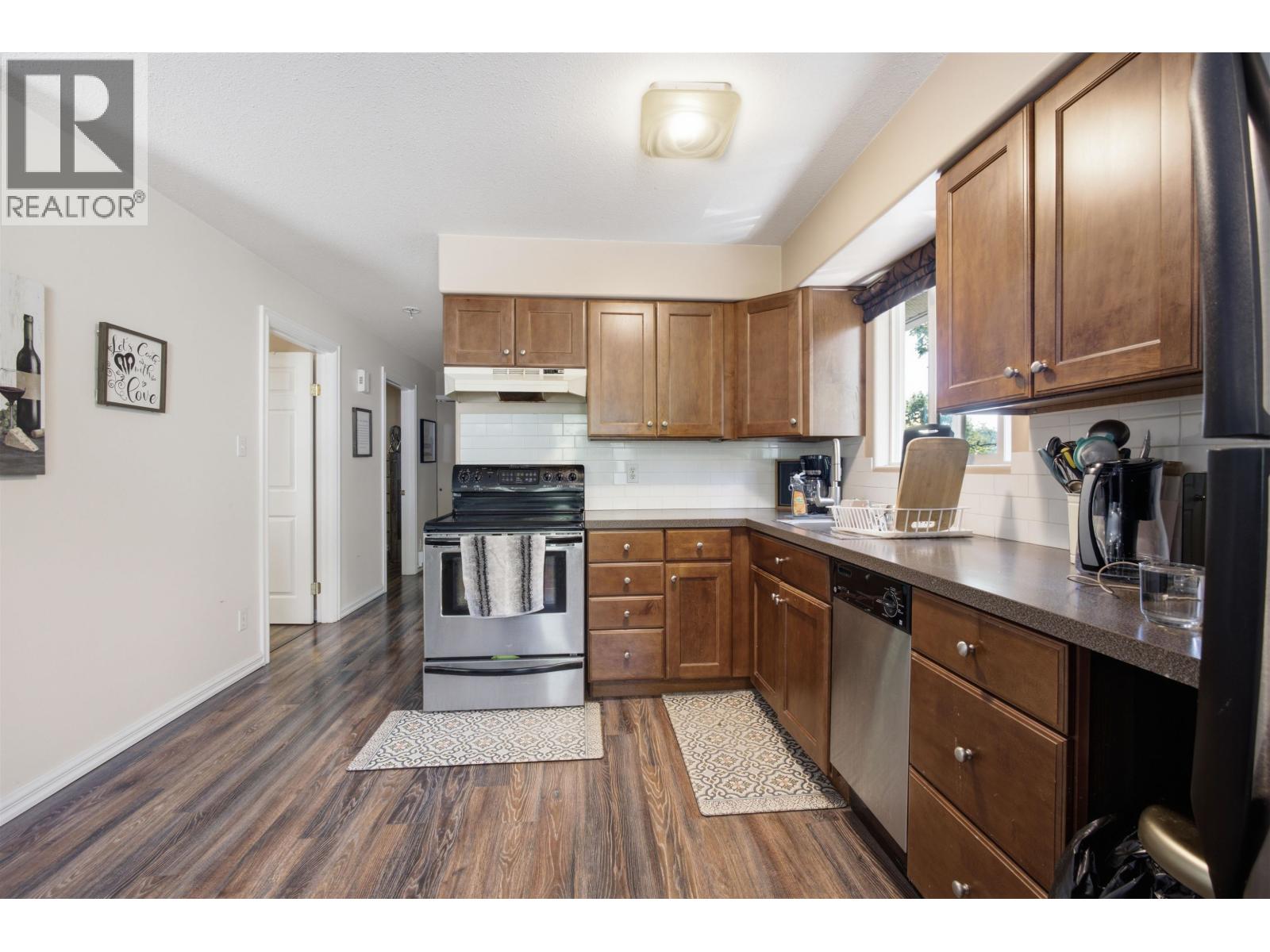 4449 PARK AVENUE - 4