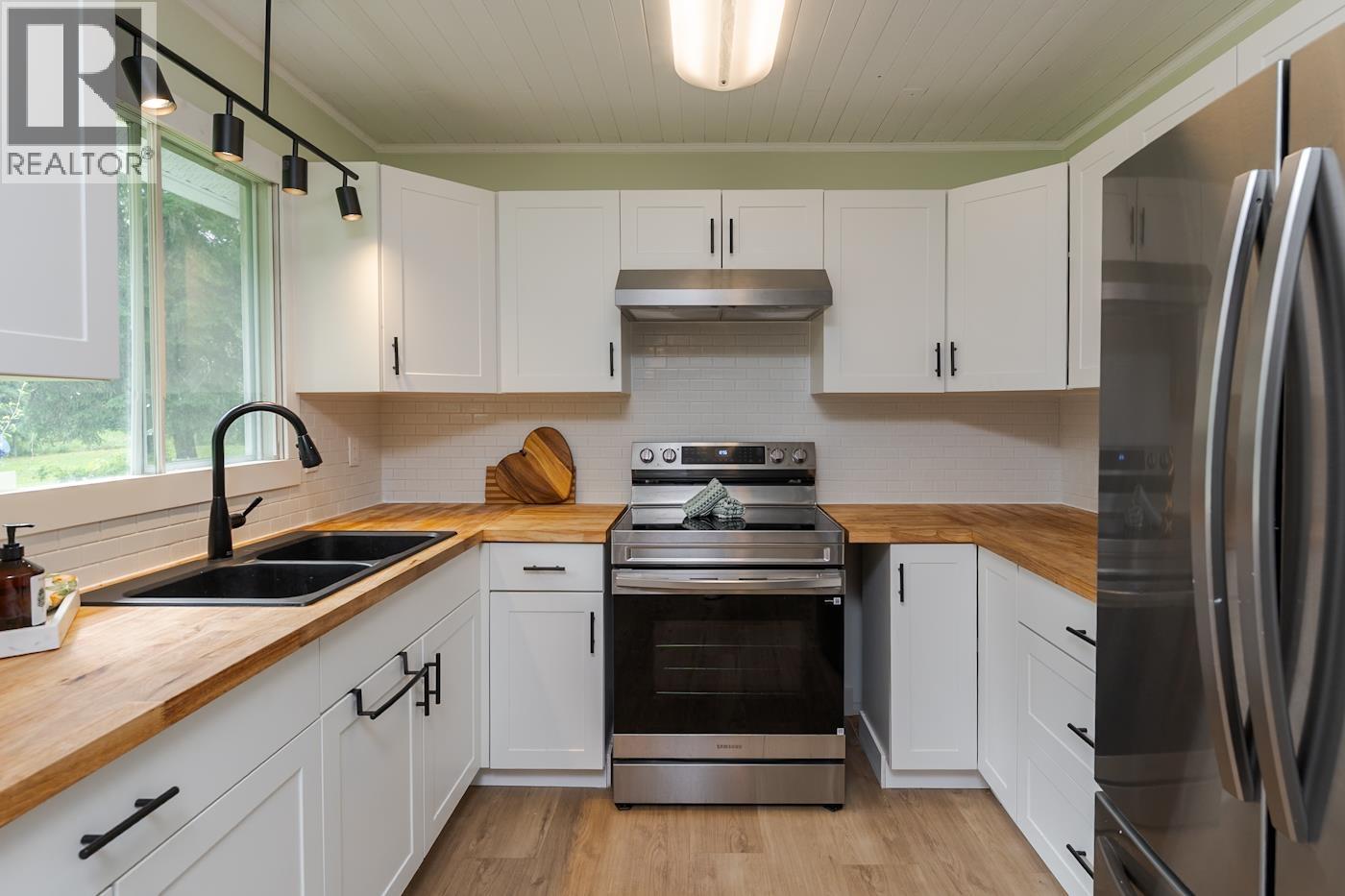 18130 WALNUT ROAD - Image 19