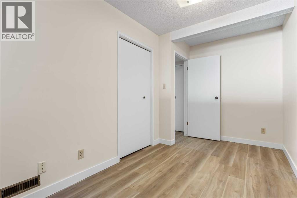 101 Sabrina Way SW - 19