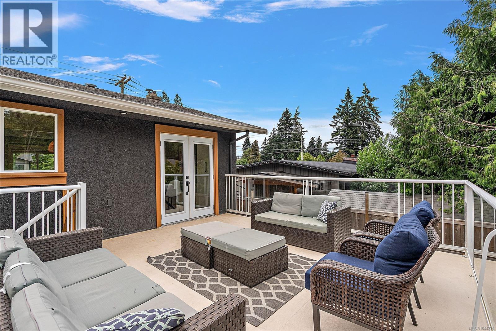 3053 Jenner Rd - 28
