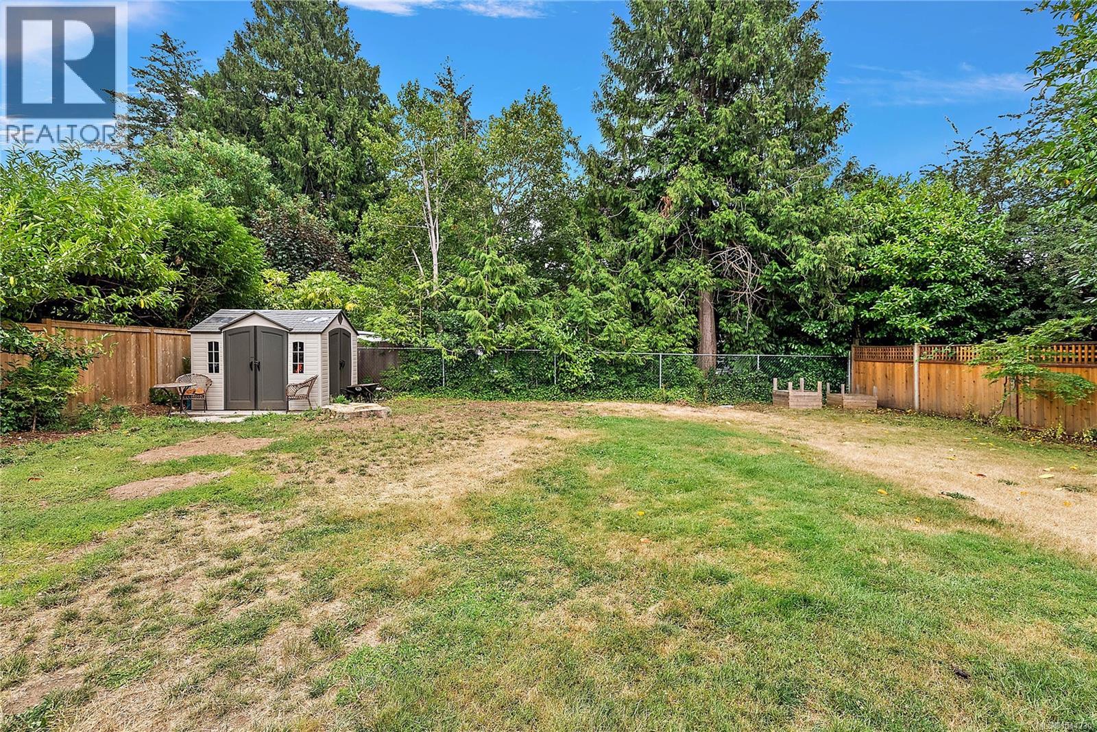3053 Jenner Rd - 37