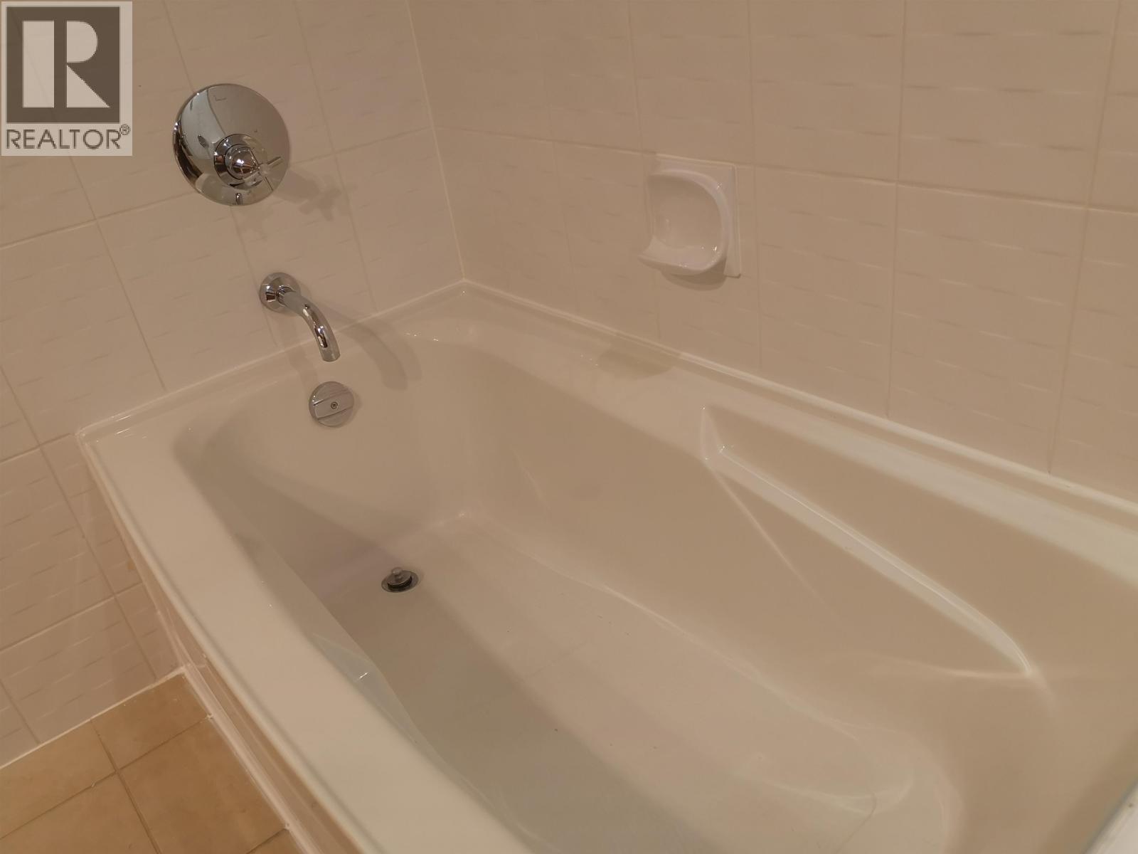 1 Bed, 1 Bath House for Sale in Vancouver – 1304 1333 W GEORGIA STREET, Vancouver – MLS# R3146289 - Image 11