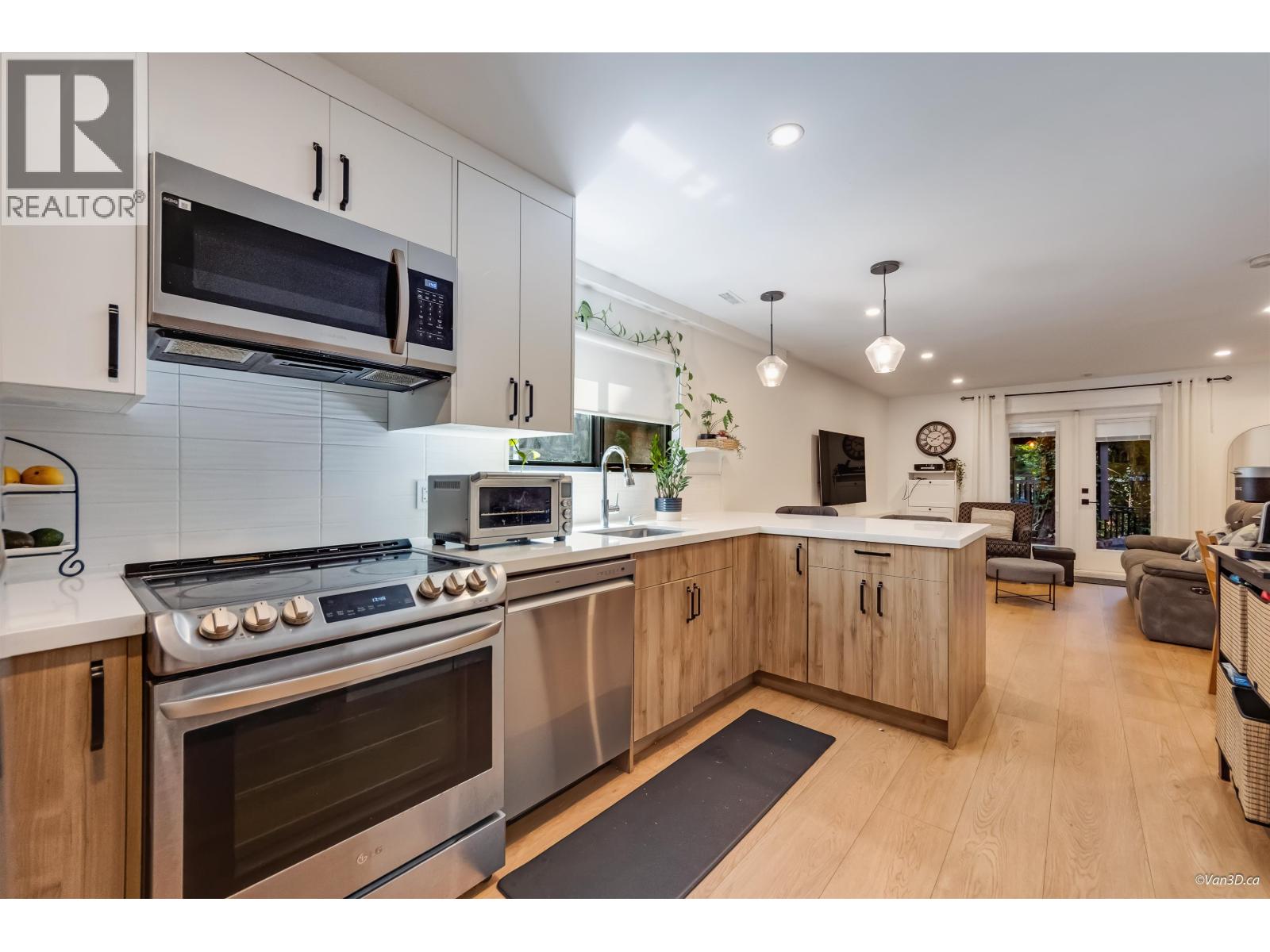 4 Bed, 4 Bath House for Sale in Coquitlam – 3200 BOSUN PLACE, Coquitlam – MLS# R3149146 - Image 47