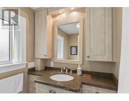 836 Victoria Street, Midland, ON L4R1B6 Photo 22