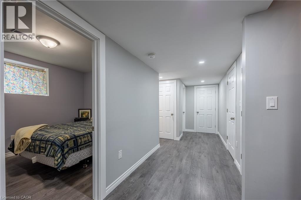 9 PURSEL Street - 25