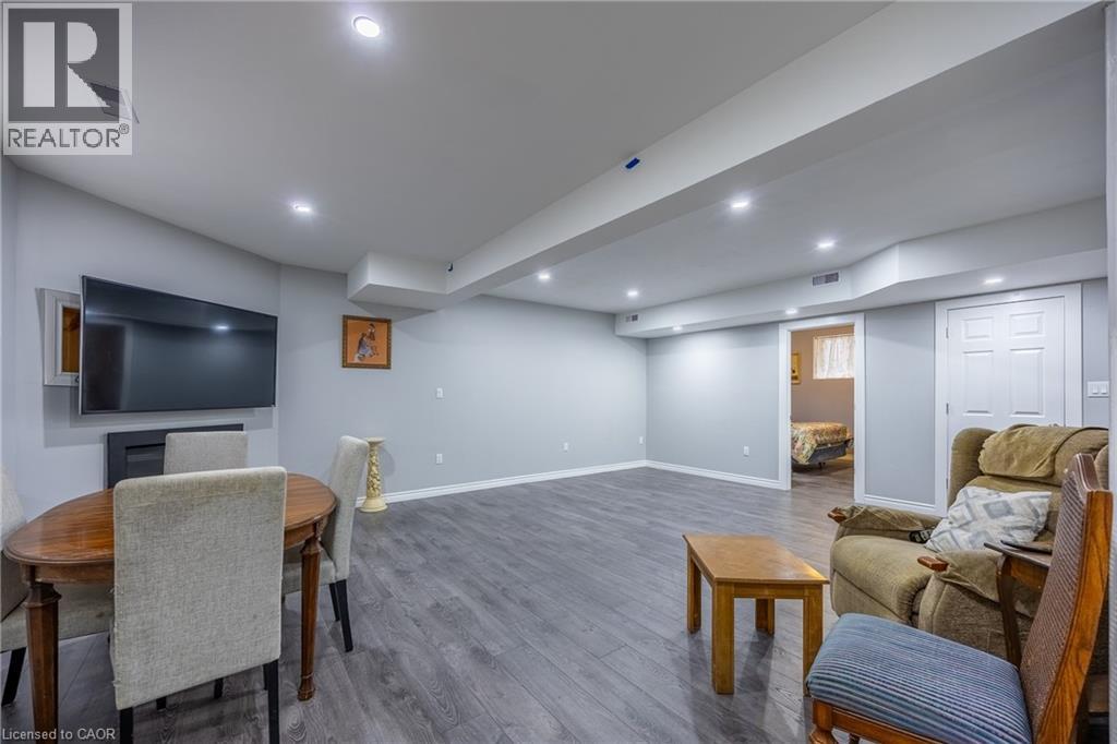 9 PURSEL Street - Image 21
