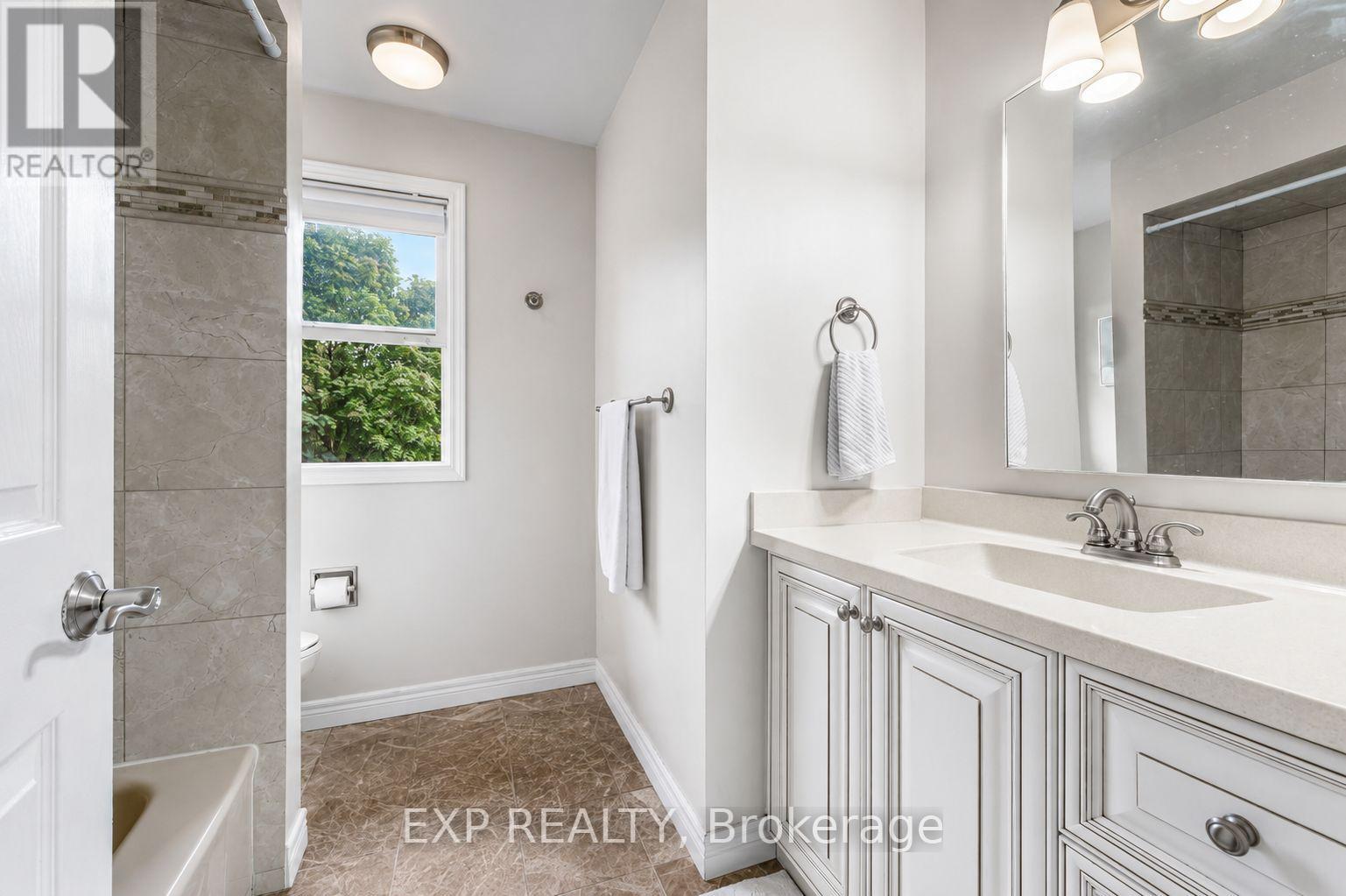 16 WAINWRIGHT AVENUE - Image 25