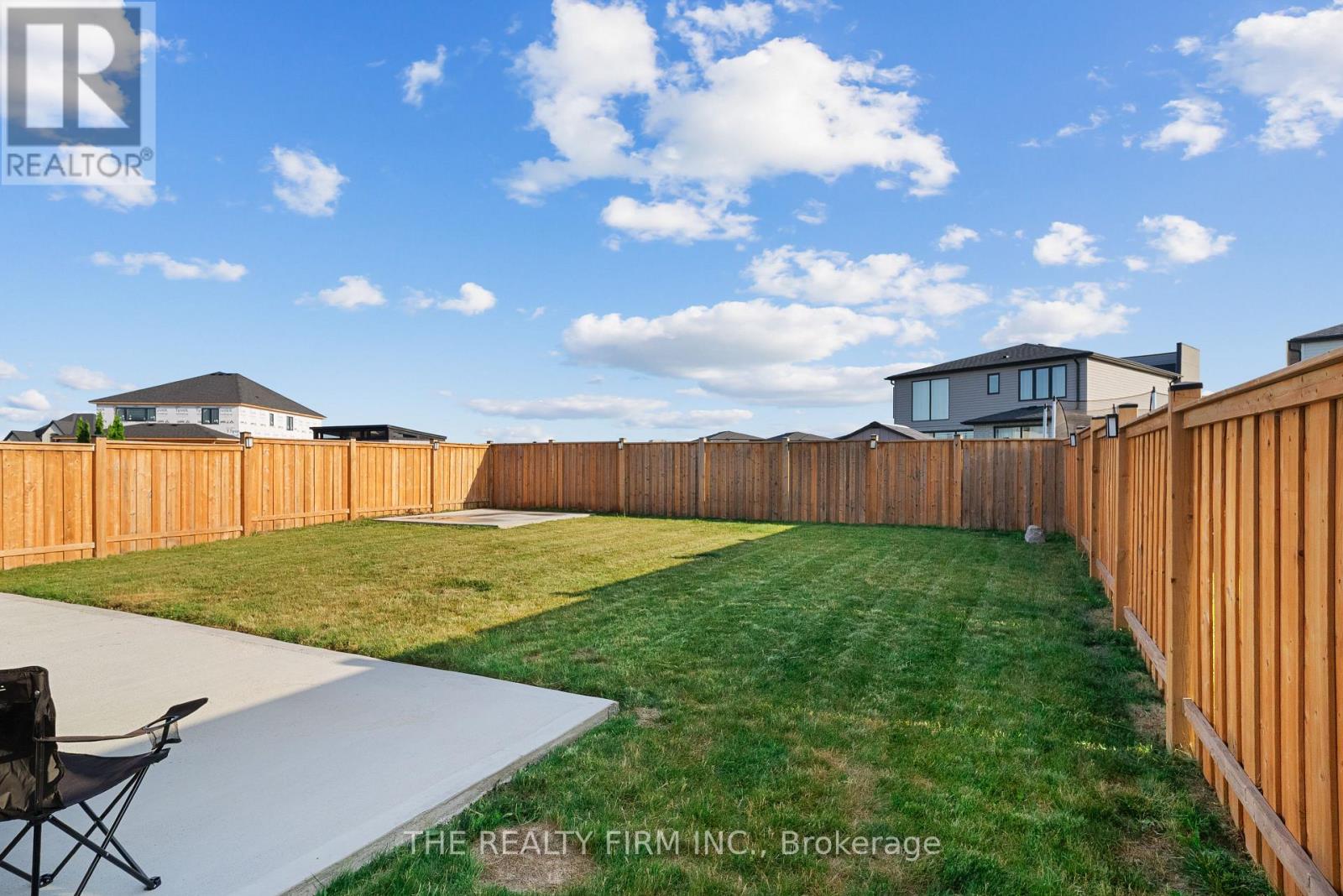 1742 APPLEROCK AVENUE - 47