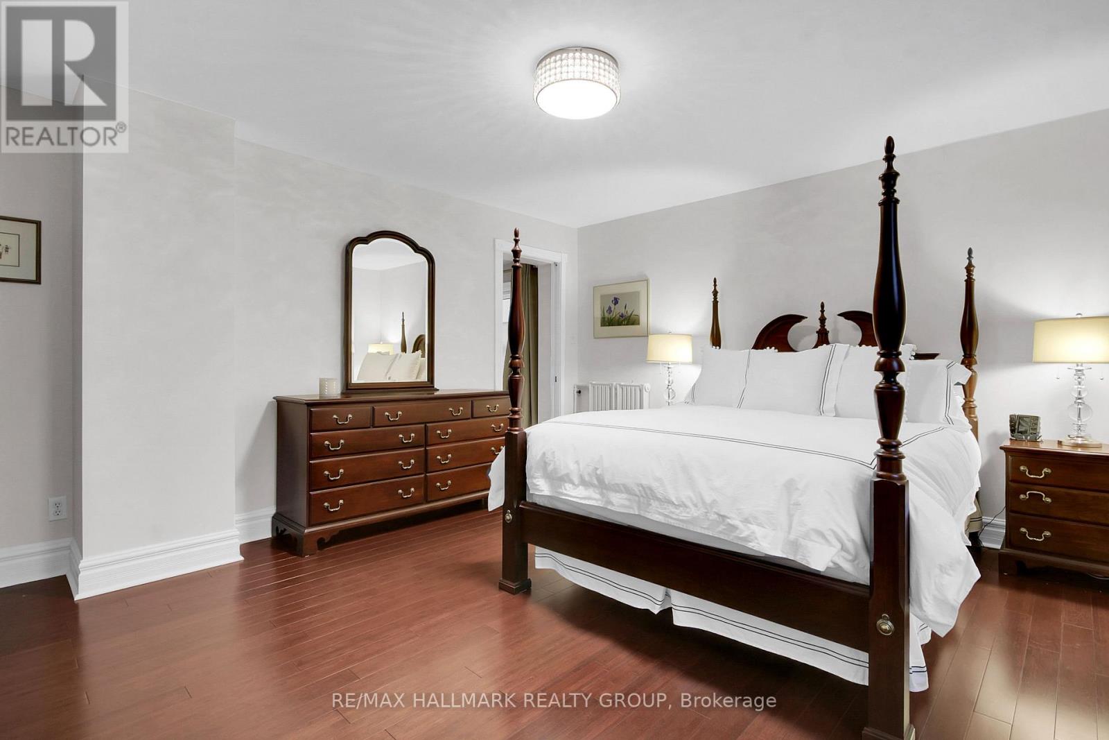 24 MORRIS STREET - 14