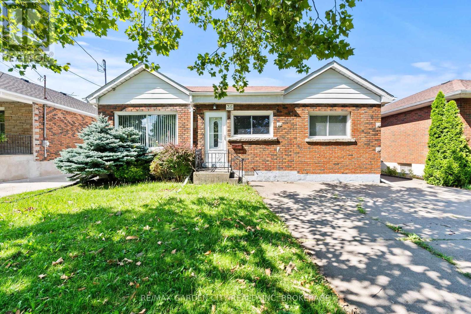 36 ROSE AVENUE - 1
