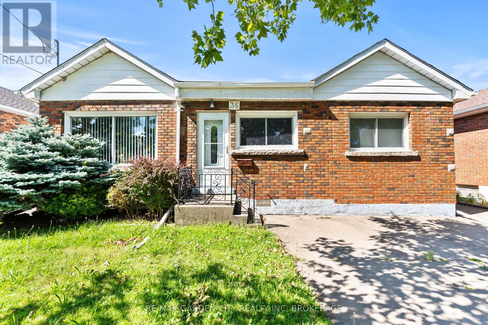 36 ROSE AVENUE - 2
